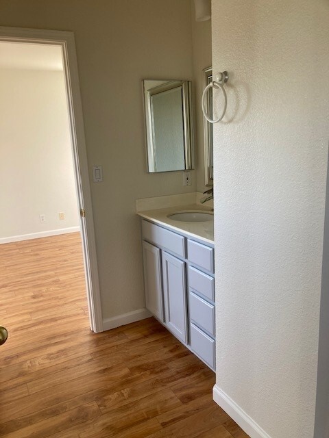 Photo - 1702 Loveland Ct