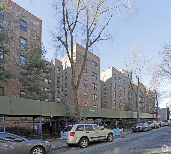 Photo - 83-30 118th St