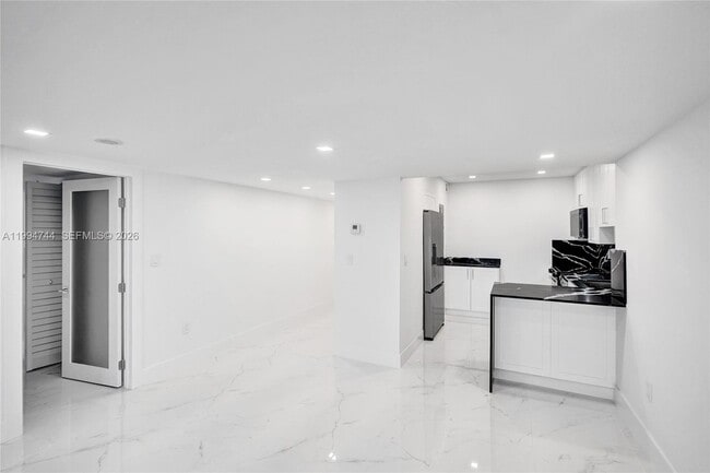 Photo - 3625 N Country Club Dr Unidad 2310