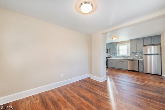 Photo - 116 Eagle St