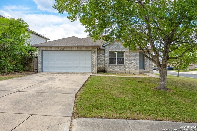 Beautiful 3 bed 2 bath single story, corne... - Beautiful 3 bed 2 bath single story, corne... Apartment