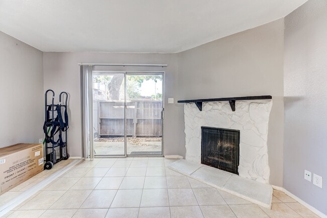 Photo - 6001 Reims Rd Unit 1101