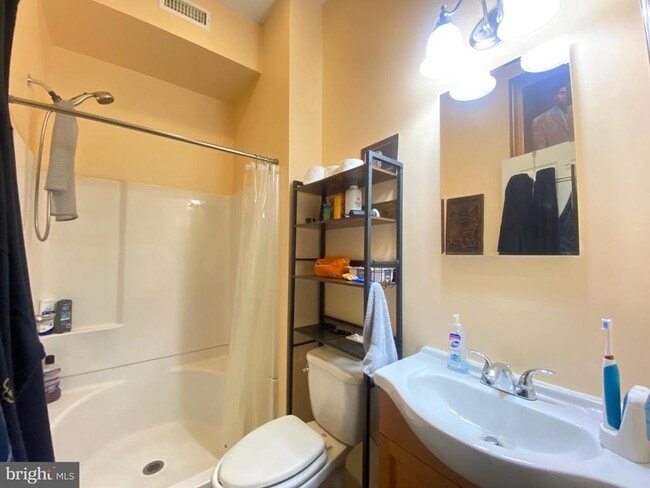 Photo - 1214 N 5th St