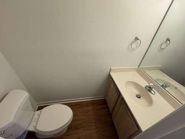 Photo - AVAILABLE NOW! 3 Bed 3 Story Town Home!