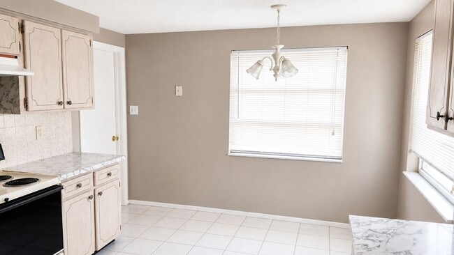 Photo - 4080 Redwing Dr