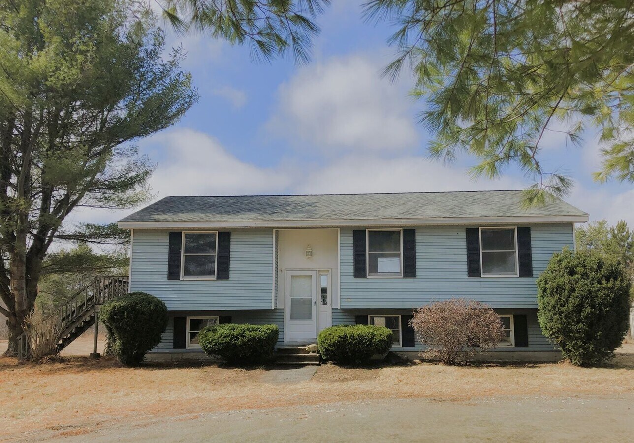 Photo - Short-Term Rental Single-Family Home with ...