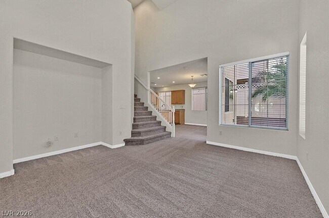 Photo - 7565 Grassy Bank St