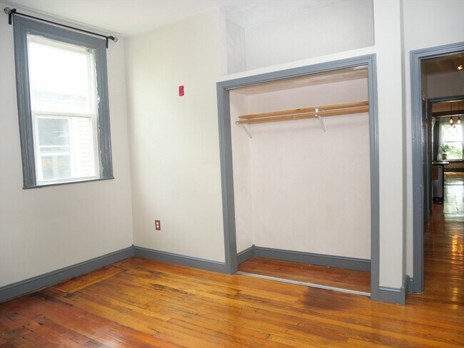 140 Trenton St Unit 2