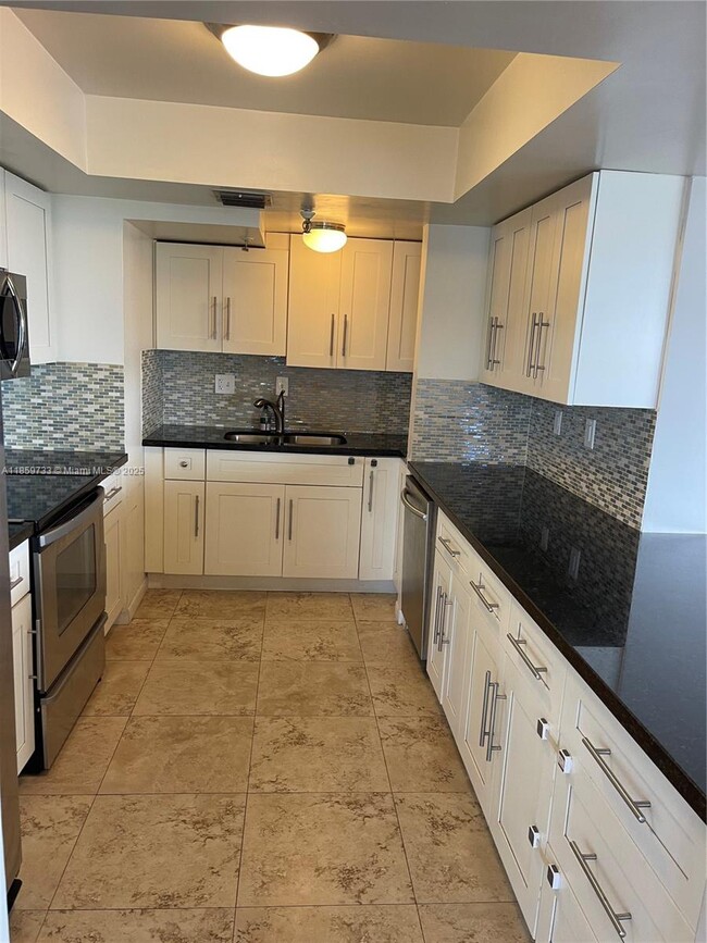 Photo - 720 Coral Way Unit 9E