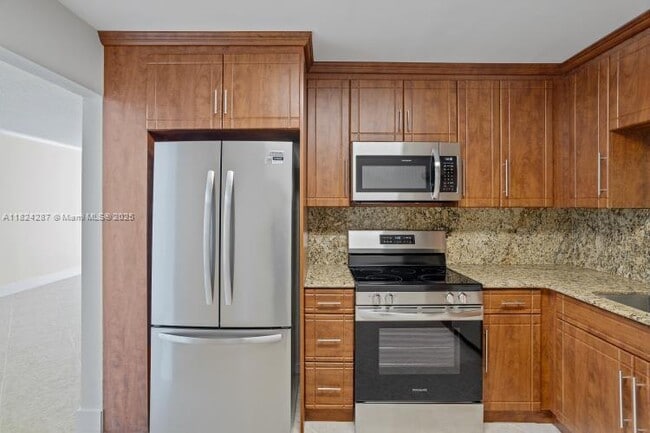 Photo - 2851 NE 183rd St Unit 309E
