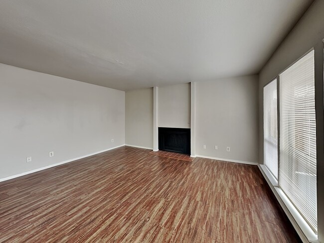 Photo - 5618 Boca Raton Blvd Unidad Apt 143