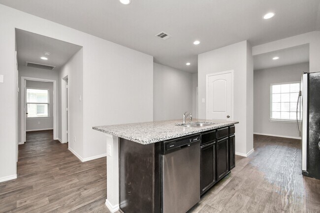 Photo - 9878 Laurel Lake Dr