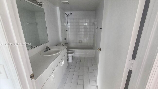 Photo - 410 S Park Rd Unidad 1-110