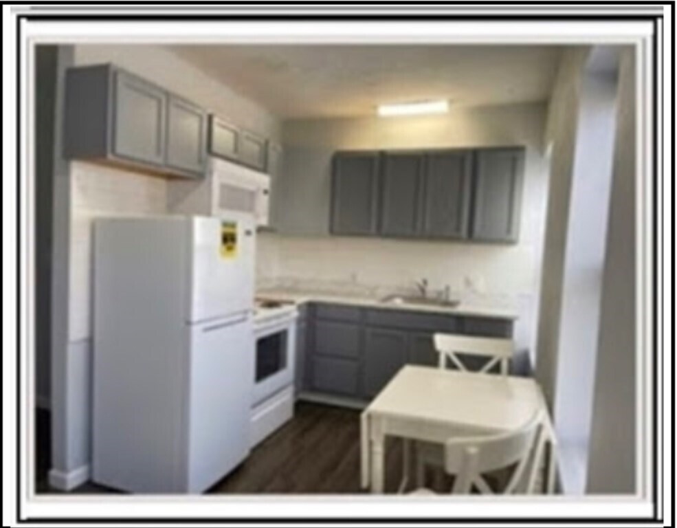 Photo - 56 Johnson St Unit 4