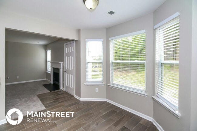 Photo - 10950 Southwood Dr