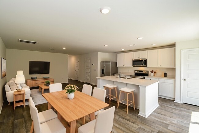 Building Photo - 9 Striker Rd Rental