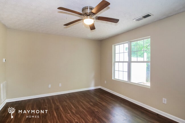 3326 Waldrop Trail