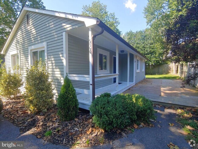 Building Photo - 624 Arleigh Rd Rental