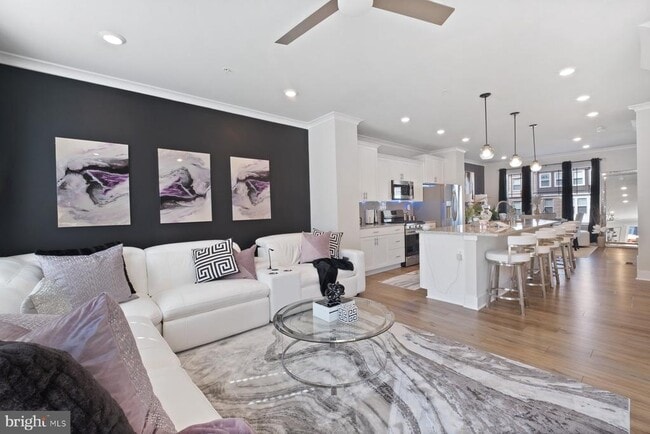 Photo - 6960 Farragut Dr