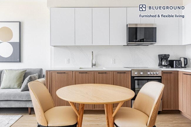 Photo - 159 Boerum St Unidad FL14-ID2013