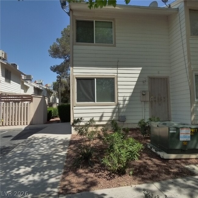Photo - 4770 S Topaz St