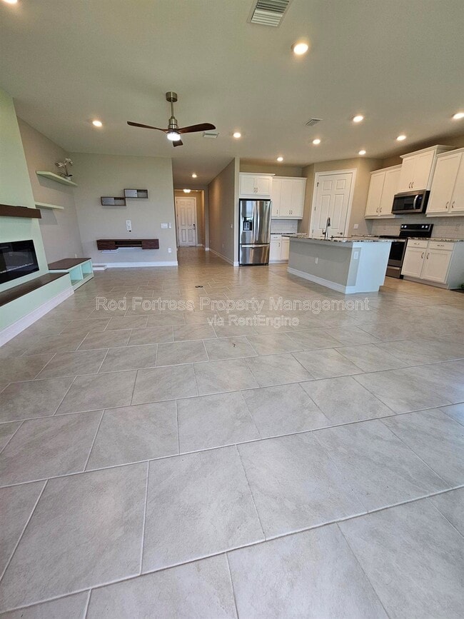 Photo - 623 Parkshore Lk Ave