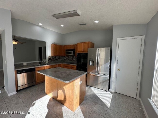 Photo - 348 Bostwick Cir