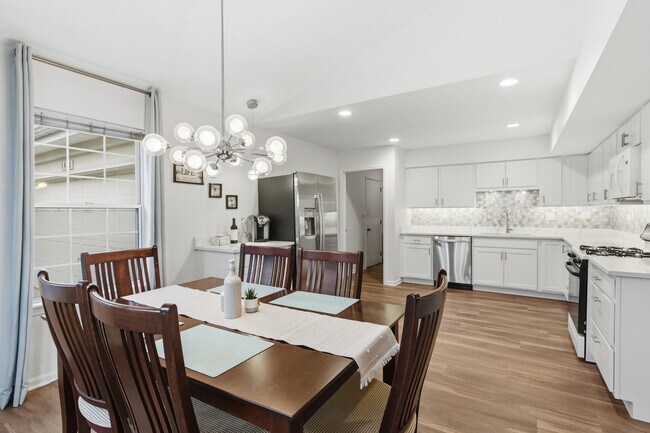 Photo - 1411 Clybourne St Unit 11E