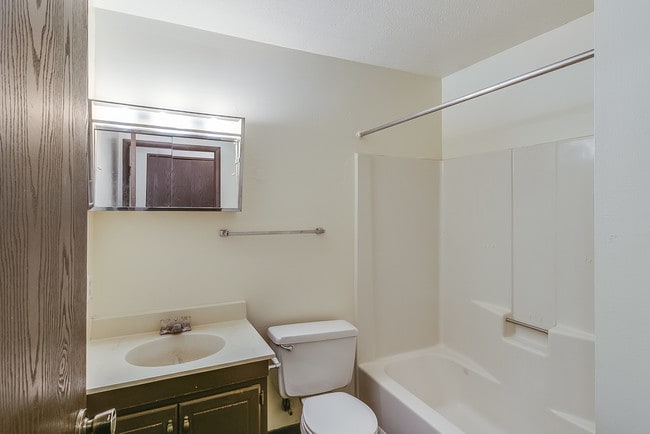 Photo - Clair Commons