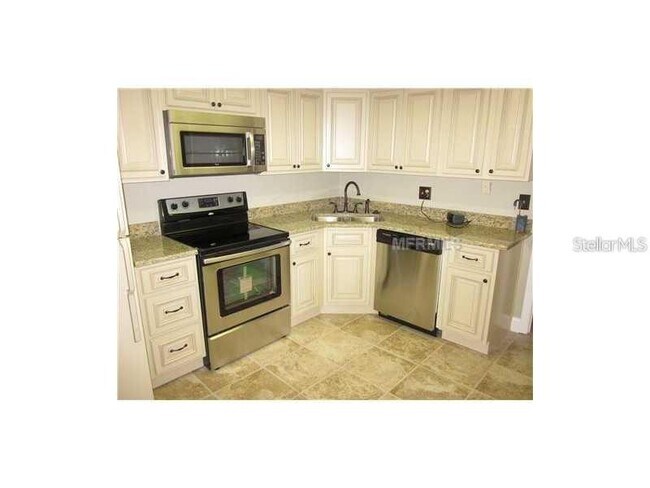 10356 Carrollwood Ln Unit 205