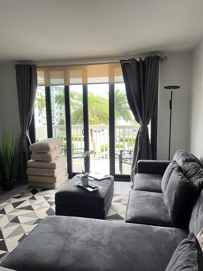 Photo - 1500 S Ocean Dr Unidad OCEAN CONDO