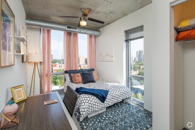 2BR, 2BA - 774SF Primary Bedroom - Vue53