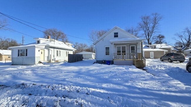 Photo - 2914 Sewell St