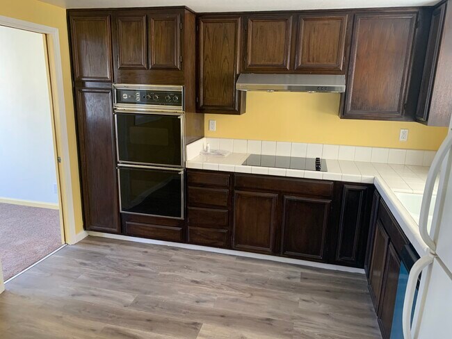 Photo - 57 Dorado Ter Unidad Downstairs