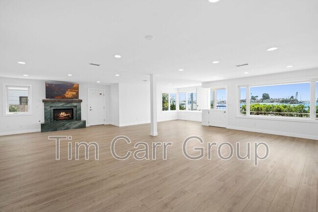 Photo - 112 S. Bayfront