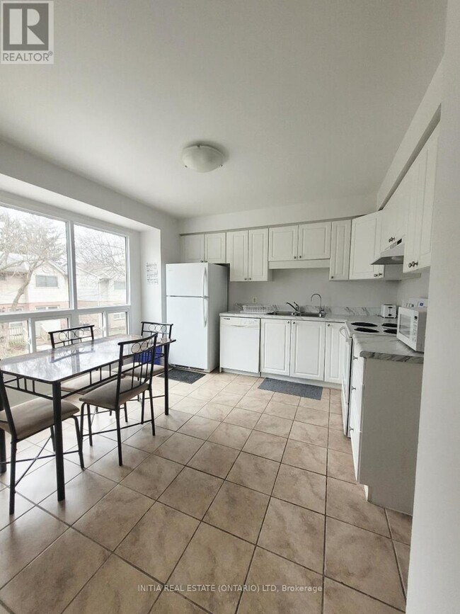 Photo - 35 Waterman Ave