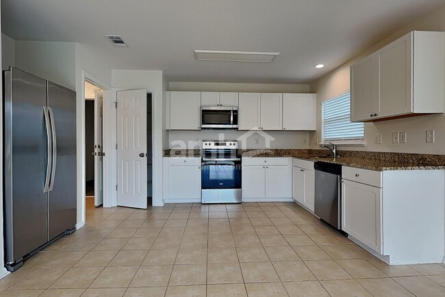 Photo - 77088 Cobblestone Dr