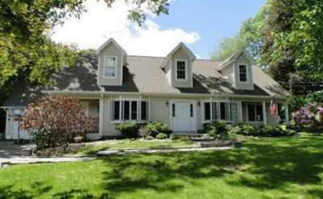 11 Cornish Rd