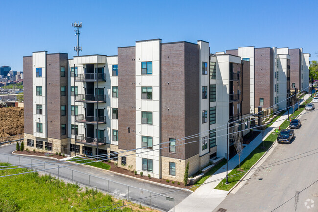 Exterior - Mosley on 6th Apartments