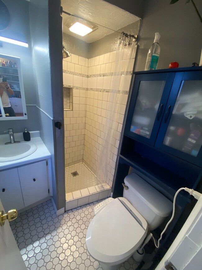 Photo - 4 Perry Ave Unit 3