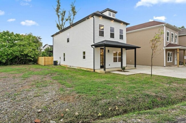 Photo - 2142 18th Ave N