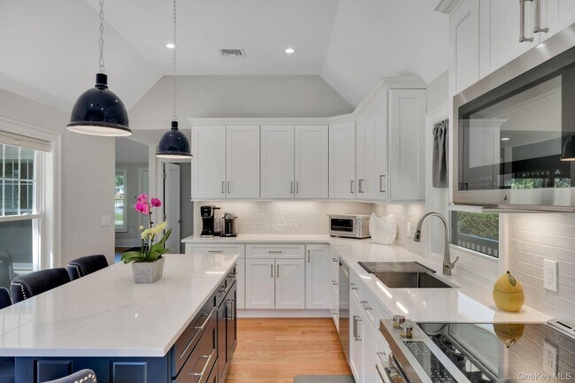 Photo - 5415 Skunk Ln