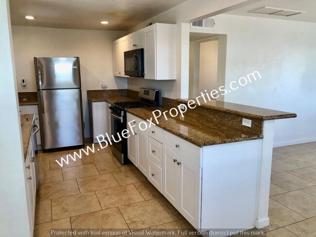 Photo - 1437 E Manlove St