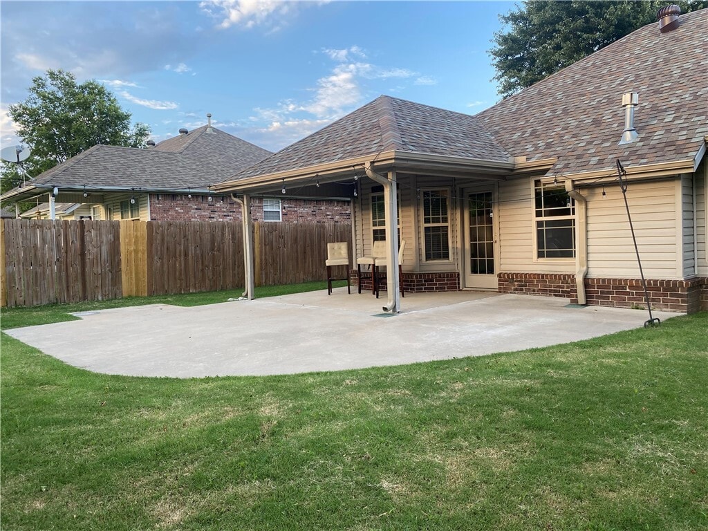 Photo - 2949 Bluegrass Pl