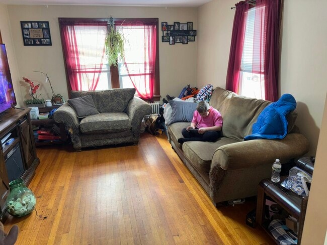 Photo - 301 S Main St Unidad 1