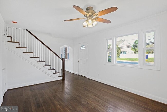 Photo - 423 Ingleside Ave