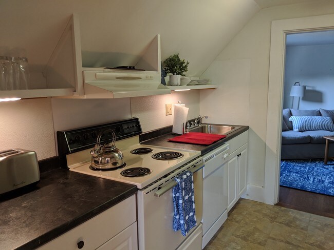 Photo - 313 River Rd Apartments Unit 2