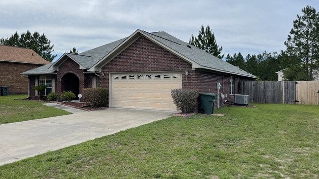 Building Photo - Home For Rent