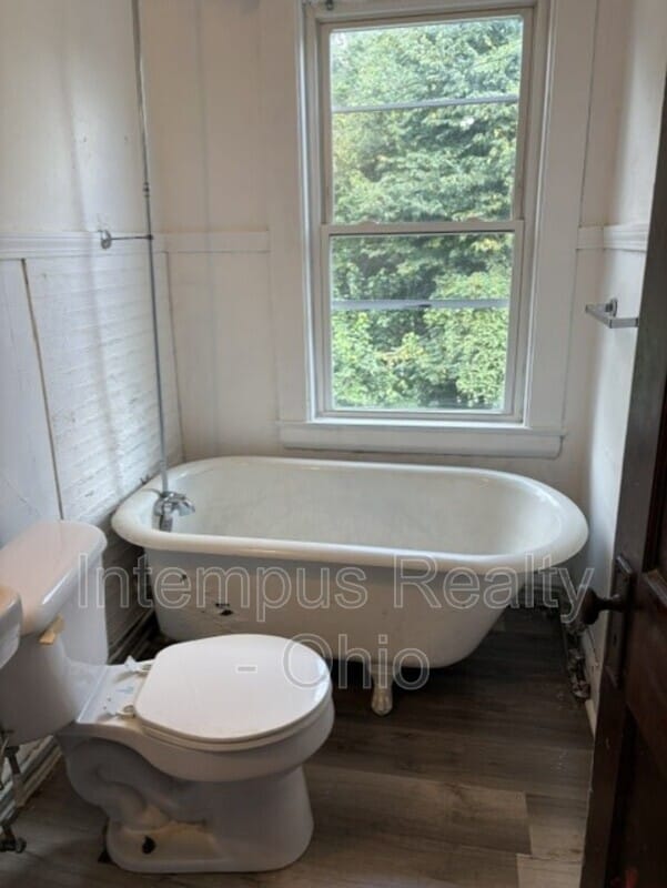 Photo - 329 Hayes Ave