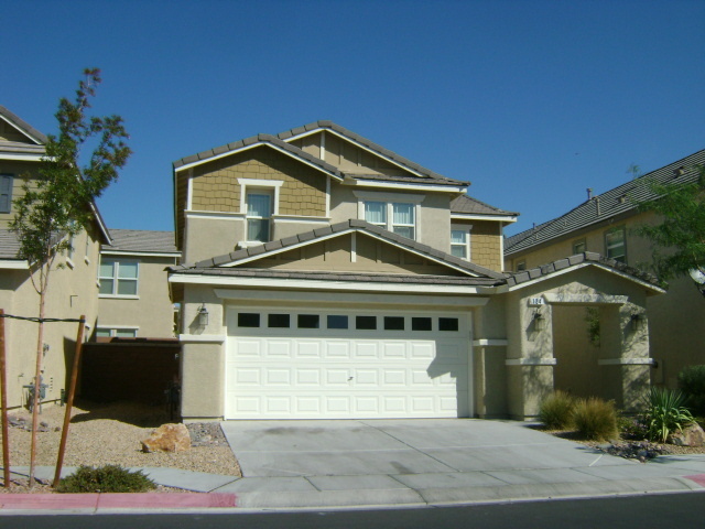THIS IS A 2 STORY HOME WITH 3 BEDROOMS - THIS IS A 2 STORY HOME WITH 3 BEDROOMS